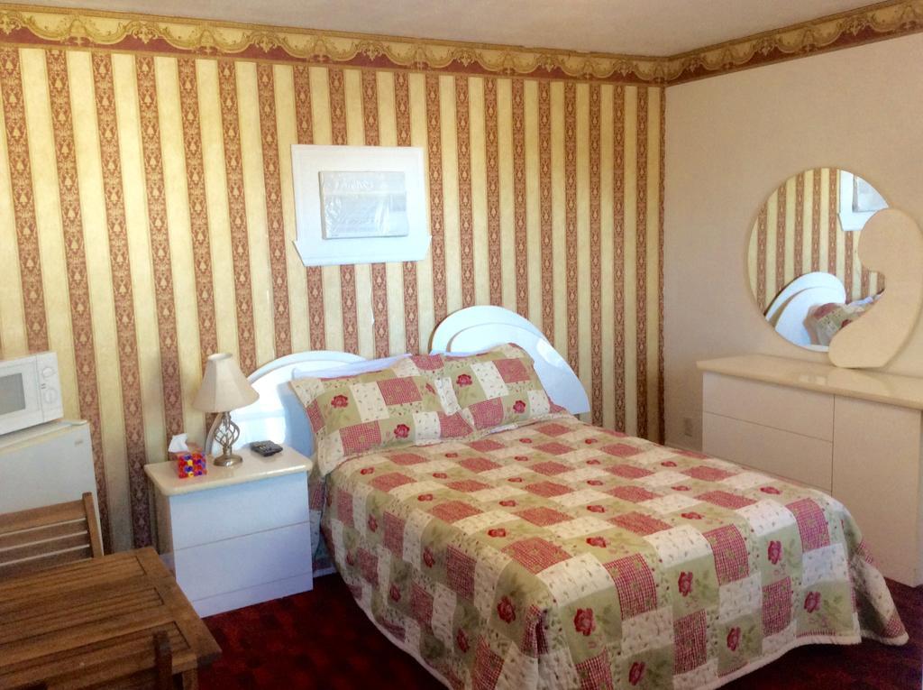 Motel Saint-Hilaire Mont-Saint-Hilaire Ngoại thất bức ảnh
